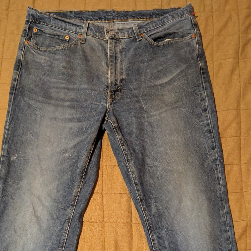 Mens Levis Jeans 36x32 Distressed
